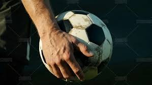 独行侠险胜国王，浓眉表现挣扎，状元弗拉格显英勇，威少关键时刻选择失误