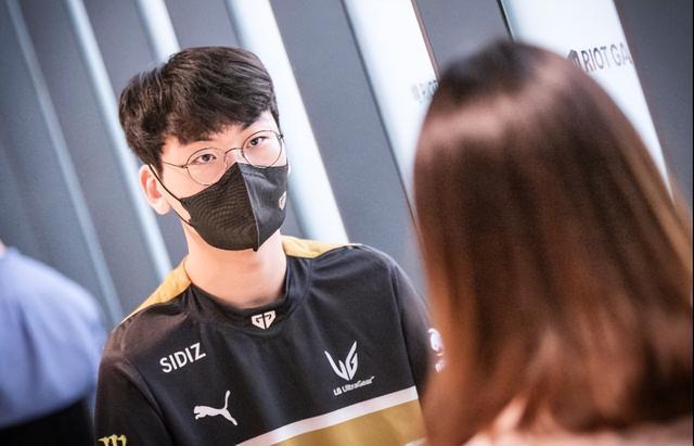 而经历了三 而经历了三